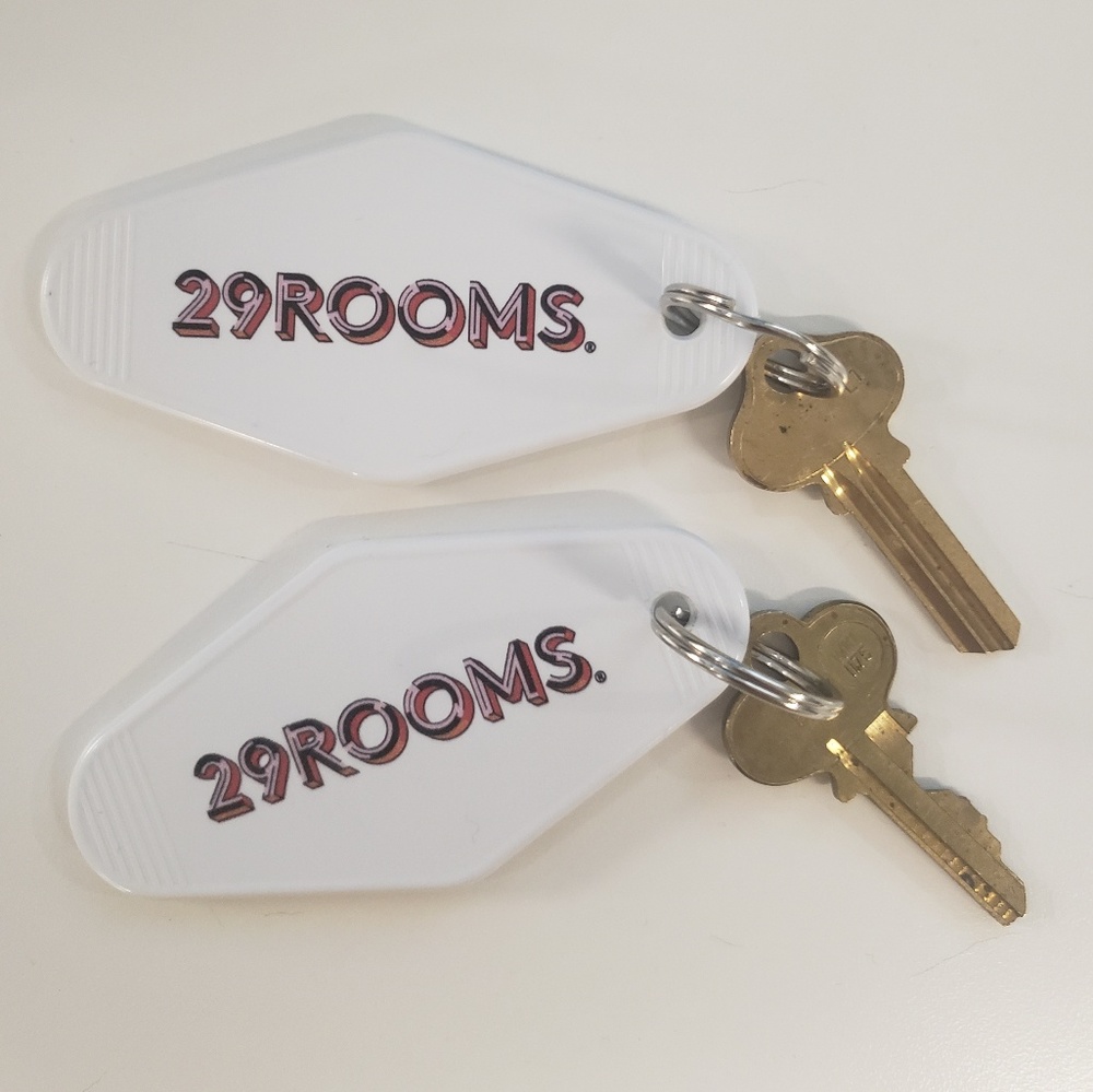 2 Refinery29 29 Rooms Vintage Hotel Keychain